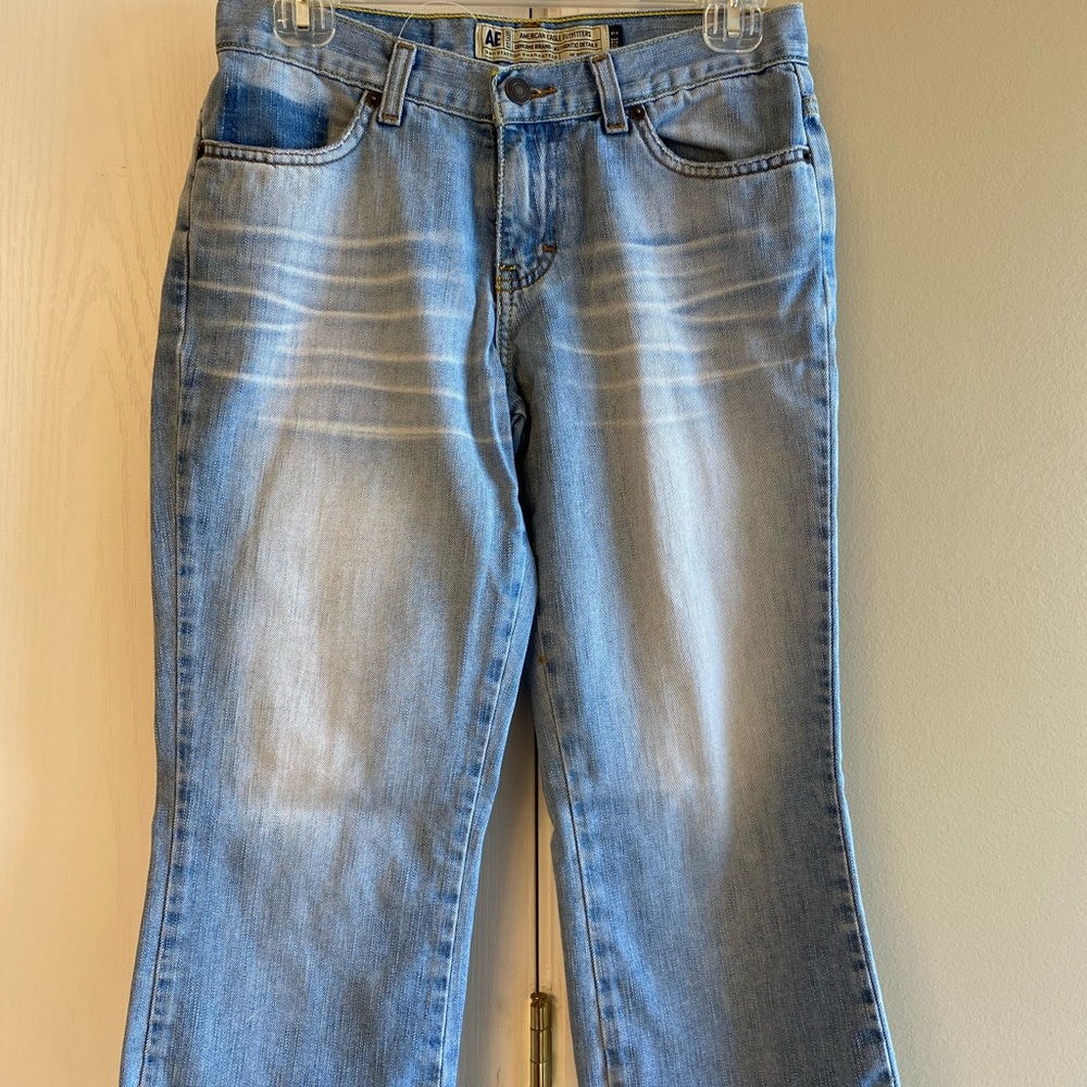 American Eagle Capri Jeans